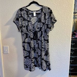 Adjustable swimsuit cover-up